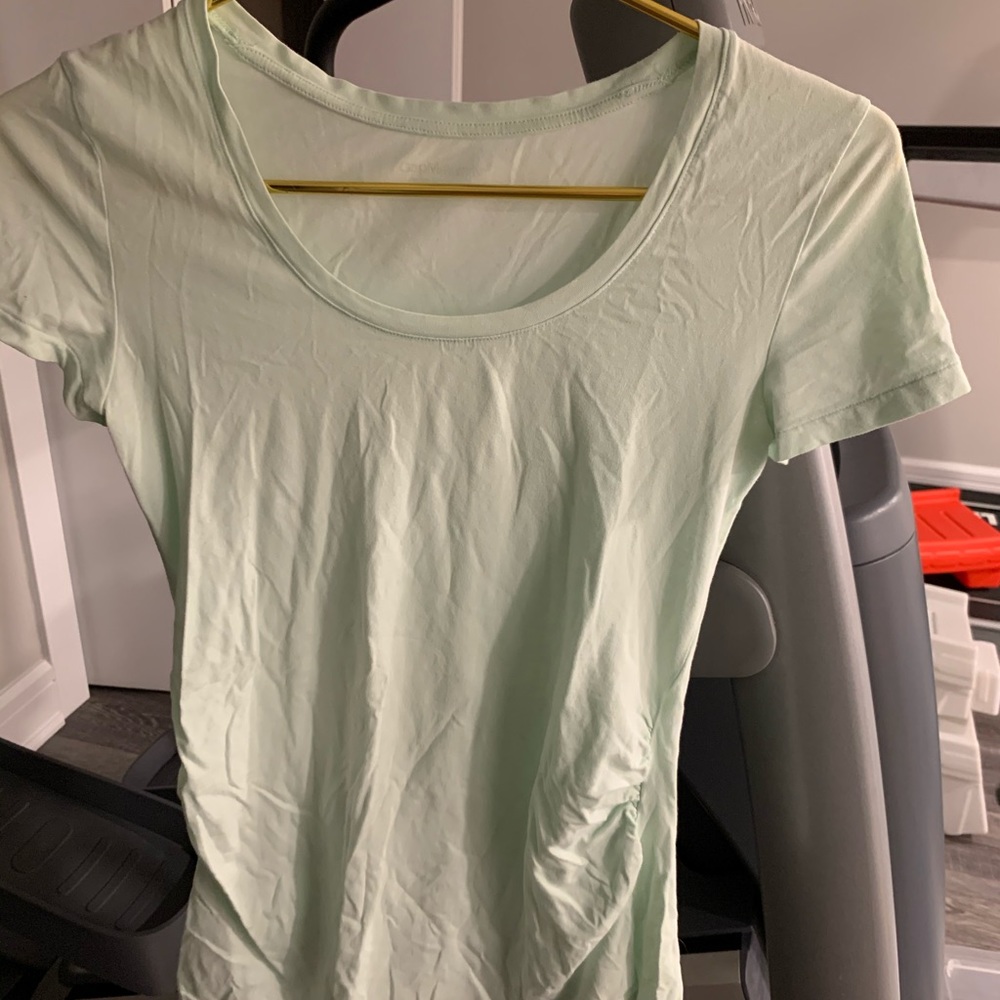 Gap maternity light mint tee